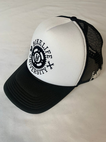 Trucker hat Black and white